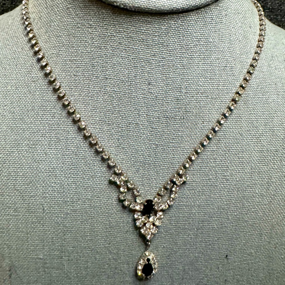 Gorgeous Clear and Black Rhinestone Necklace.
